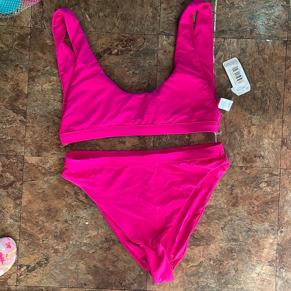 NWT Super cute swimsuit two-piece bikini in PINK size extra large